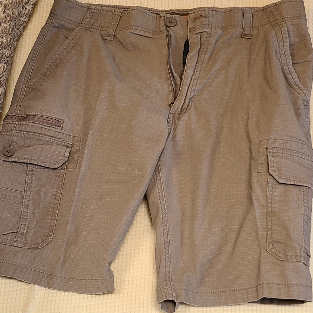 WearFirst Tan Cargo Shorts with Sturdy Construction